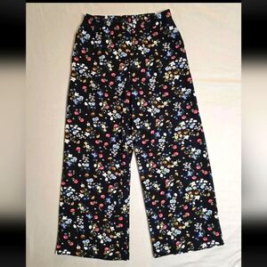 Roz & Ali Black Floral Pull On Pants Womens Medium  Elastic Waist Wide Ankle
